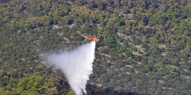 Σε κατάσταση συναγερμού την Παρασκευή η χώρα για τις πυρκαγιές: Ακραίος κίνδυνος σε Αττική, Βοιωτία, Εύβοια, Αργολίδα και Κορινθία - ertnews.gr
