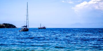 Καιρός: Τριήμερο με υψηλές θερμοκρασίες και ισχυρά μελτέμια - Η πρόγνωση του Γιώργου Εμμανουήλ - ertnews.gr