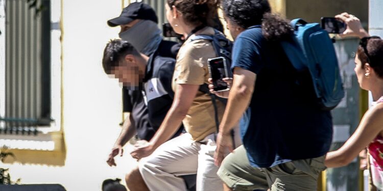 Νέα τροπή στην υπόθεση της 38χρονης Βρετανίδας στην Κυψέλη – Άλλαξε στάση ο 26χρονος - ertnews.gr