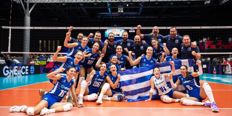 Απίθανη Ελλάδα, προκρίθηκε στους 8 της "Ευρώπης" - www.ertsports.gr