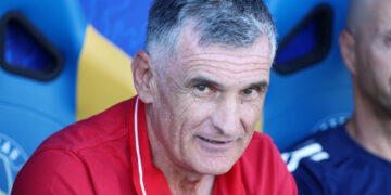 Μεντιλίμπαρ: «Πρέπει να συνειδητοποιήσουμε σιγά σιγά πως το ελληνικό ποδόσφαιρο έχει βελτιωθεί πολύ» - www.ertsports.gr
