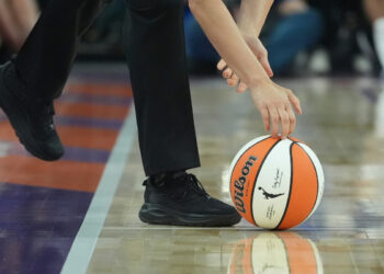 Ένωση Παικτριών του WNBA σε Καντέρ: «Δεν θα επιτρέψουμε να μας χρησιμοποιήσουν ως πολιτικά πιόνια» - www.ertsports.gr