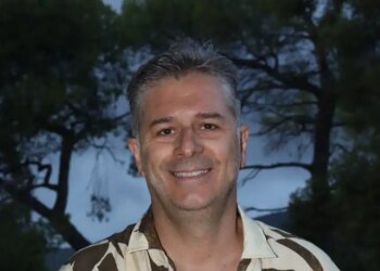 Αλέξανδρος Μπουρδούμης: Ήμουν «κόκκινο πανί» και για αριστερούς και για δεξιούς