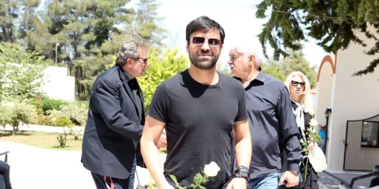 Αντρέας Γεωργίου: Μεγαλώσαμε, εγώ και τα αδέρφια μου, έχοντας απορριφθεί από το κοινωνικό σύνολο και κουβαλώντας την ταμπέλα των ορφανών