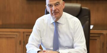 Δένδιας: Συγχαρητήρια στον Εμμανουήλ Καραλή για το ασημένιο μετάλλιο στο Ευρωπαϊκό Πρωτάθλημα Στίβου