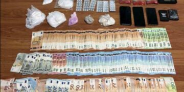 Συνελήφθησαν τρία άτομα για κατοχή και διακίνηση ναρκωτικών σε περιοχή της Αττικής