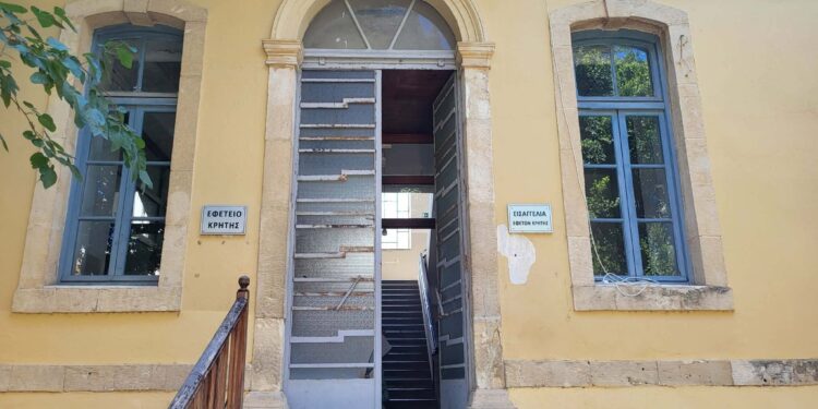 Χανιά: Ελεύθεροι οι πέντε συλληφθέντες για τον θάνατο της 11χρονης σε πισίνα ξενοδοχείου
