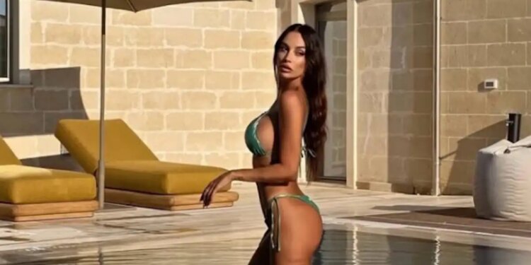 Η Φραντσέσκα Τόκα «πυρπολεί» το Instagram