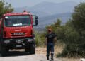 Πυρκαγιά στο Κερασοχώρι Αγράφων – Επιχειρούν επίγειες και εναέριες δυνάμεις