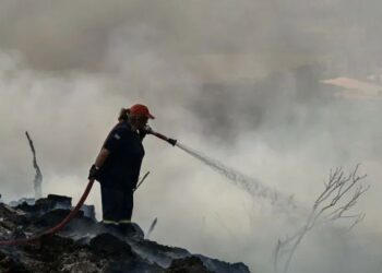 Σε κατάσταση συναγερμού σήμερα Κρήτη, Ρόδος και Κάρπαθος για ακραίο κίνδυνο πυρκαγιάς –  Στο «κίτρινο» πολλές περιοχές