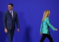 «Απασφάλισαν» Σάντσεθ και Μελόνι για τη Θέουτα - Η Ισπανία «απαντά» και αυτή με ελέγχους στα σύνορα με Ιταλία