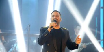 Ο Γιώργος Γιαννιάς γιόρτασε 11 χρόνια γάμου με τη σύζυγό του: «Σ’ αγαπάω άλλο μου μισό»
