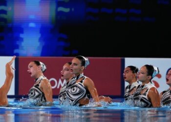 Καλλιτεχνική κολύμβηση: Τέταρτη η Eθνική στο ελεύθερο ομαδικό (video) - www.ertsports.gr