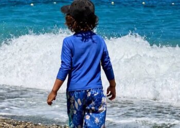 Ο Πάνος Ιωαννίδης δημοσίευσε μία πόζα του 4χρονου γιου του από τις διακοπές τους