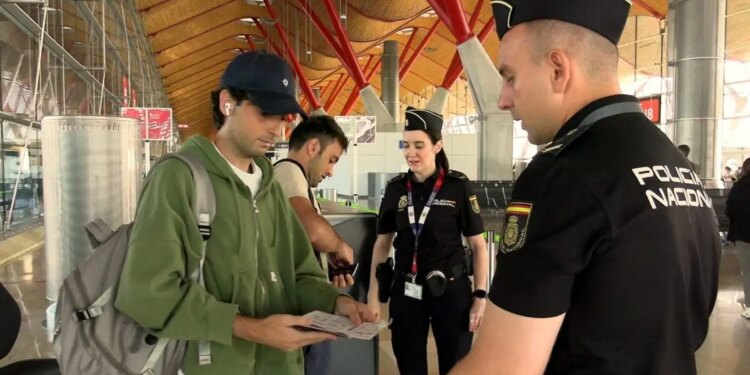 Ισπανία: Ξεκίνησαν οι συνοριακοί έλεγχοι λόγω της κρίσης με την Ιταλία – Εξονυχιστική έρευνα σε περίπου 200 ταξιδιώτες