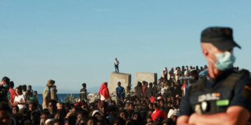Ισπανία: Τουλάχιστον 99 νεκροί και δεκάδες αγνοούμενοι μετανάστες στη Θέουτα στην προσπάθεια να περάσουν από το Μαρόκο