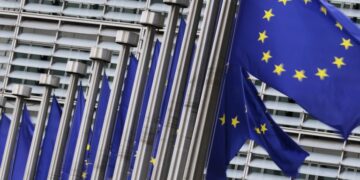 Αίτημα στην Κομισιόν για επέκταση της ρήτρας διαφυγής – Στόχος επενδύσεις έως και 1,5 δισ. ευρώ στην ενέργεια