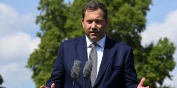 Γερμανία: Ο υπουργός Οικονομικών ζητά από τον Ντόναλντ Τραμπ να σταματήσει τον ανεύθυνο πόλεμο με το Ιράν