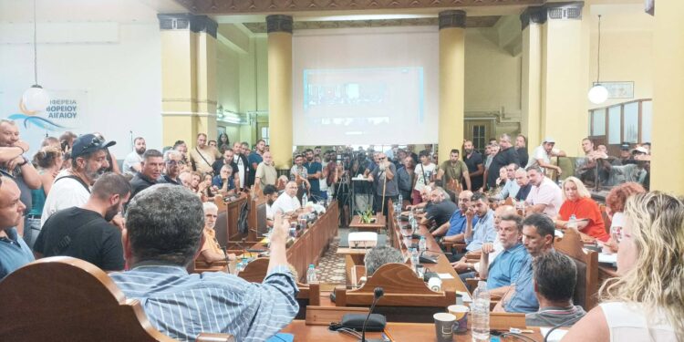Επεισοδιακή συνεδρίαση της Περιφέρειας για τον αφθώδη πυρετό – Παραιτήθηκαν ο αντιπεριφερειάρχης και ο επικεφαλής της Κτηνιατρικής