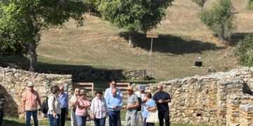 Στις Πρέσπες η υπουργός Πολιτισμού – Νέα έργα για την προστασία και την ανάδειξη της πολιτιστικής κληρονομιάς