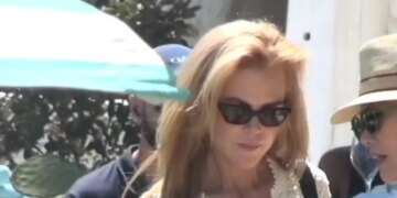 Νικόλ Κίντμαν και Ζόε Σαλντάνα στη Μύκονο