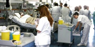ΠΟΕΔΗΝ: Αντιμετώπιση της βίας κατά των υγειονομικών – Να προχωρήσει η πρόσληψη προσωπικού ΔΕ Προσωπικού Ασφαλείας