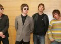 Ο Μπράντον Φλάουερς των «The Killers» αποκάλυψε πως ήταν αντίθετος με την επανένωση των «Oasis»