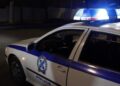 Εμπρηστική επίθεση σε εν λειτουργία κατάστημα τα ξημερώματα στο Άγιο Παντελεήμονα – Δύο άτομα πέταξαν μολότοφ