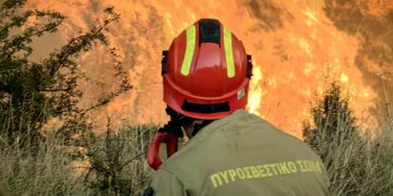 Υψηλός κίνδυνος πυρκαγιάς για αύριο Τρίτη 25 Αυγούστου στο μεγαλύτερο μέρος της χώρας – Δείτε το χάρτη