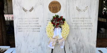 Τιμήθηκε από τον Δήμο Μοσχάτου-Ταύρου η μνήμη των 11 εκτελεσμένων Ρομά από τους ναζί στις 4 Αυγούστου 1944