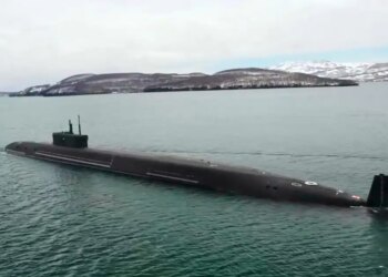 Το πυρηνικό υποβρύχιο Khabarovsk έβγαλε στη θάλασσα ο Πούτιν για να τρομοκρατήσει τους εχθρούς του