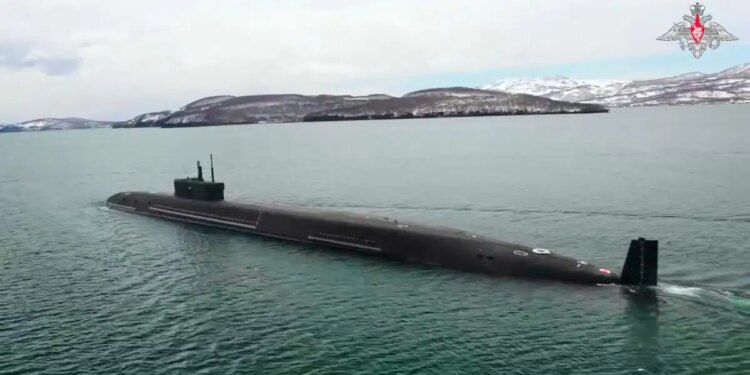 Το πυρηνικό υποβρύχιο Khabarovsk έβγαλε στη θάλασσα ο Πούτιν για να τρομοκρατήσει τους εχθρούς του