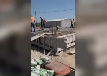 Μαθήματα ανθρωπιάς στο Σουφλί: Οι ντόπιοι χτίζουν σπίτι – δώρο σε νέα οικογένεια