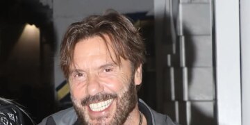 Στράτος Τζώρτζογλου για τον γιο του: «Φέτος για πρώτη φορά κάναμε διακοπές μαζί ως δυο ενήλικοι άντρες»