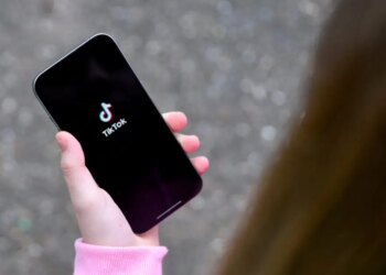 TikTok: Βαριά αποζημίωση 400 εκατ. δολαρίων για τη συλλογή προσωπικών δεδομένων παιδιών