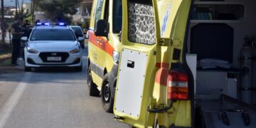 Θανατηφόρο τροχαίο στους Αγίους Αναργύρους: 76χρονος παρασύρθηκε από Ι.Χ.