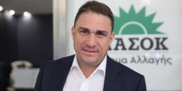 Τσουκαλάς: Οι συνταξιούχοι δεν έχουν αμνησία – Η κυβέρνηση να αποδεχθεί τις προτάσεις του ΠΑΣΟΚ