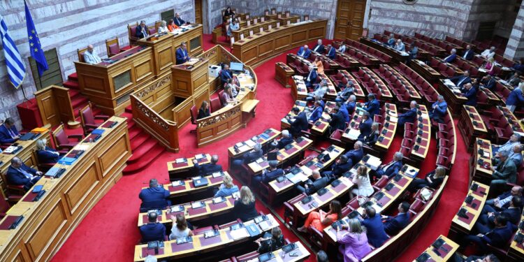 «Φωτιά» παίρνει το πολιτικό σκηνικό στην τελική ευθεία για τη ΔΕΘ - Αντιπαράθεση για τις εξαγγελίες Τσίπρα - ertnews.gr
