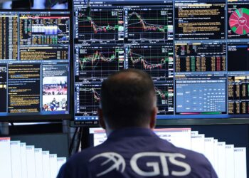 ΗΠΑ: Κλείσιμο με κέρδη χάρη στην υποχώρηση των τιμών του πετρελαίου