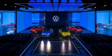 Η Volkswagen κόβει τα μισά μοντέλα της