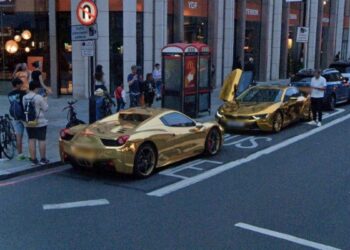 Χιλιάδες οι απλήρωτες κλήσεις σε supercars στο Λονδίνο