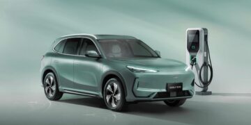 Η Geely θα φέρει φορτιστές 1.800 kW – Φόρτιση σε μόλις 5 λεπτά!