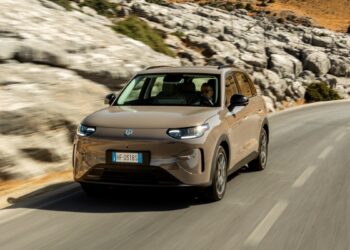Οδηγούμε το νέο Leapmotor B03X στην Ισπανία