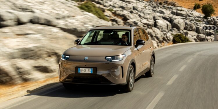 Οδηγούμε το νέο Leapmotor B03X στην Ισπανία