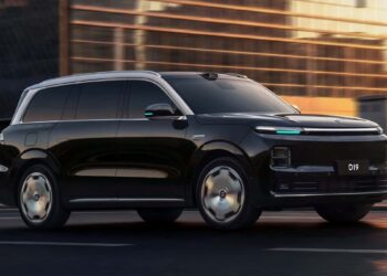 Η ναυαρχίδα της Leapmotor έρχεται Ευρώπη