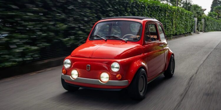 Ένα κλασικό Cinquecento, πραγματικό κουκλί