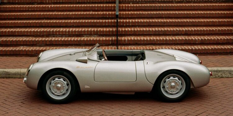Σε ποιούς απευθύνεται αυτή η Porsche 550 Spyder;