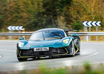 Δοκιμή: Aston Martin Valhalla 