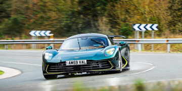 Δοκιμή: Aston Martin Valhalla