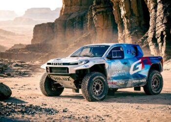 Αυτό είναι το Toyota GR Hilux του Dakar με κυψέλες υδρογόνου!